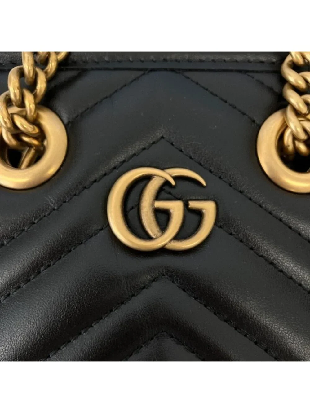 Gucci GG Marmont Quilted Leather Shoulder Bag Black